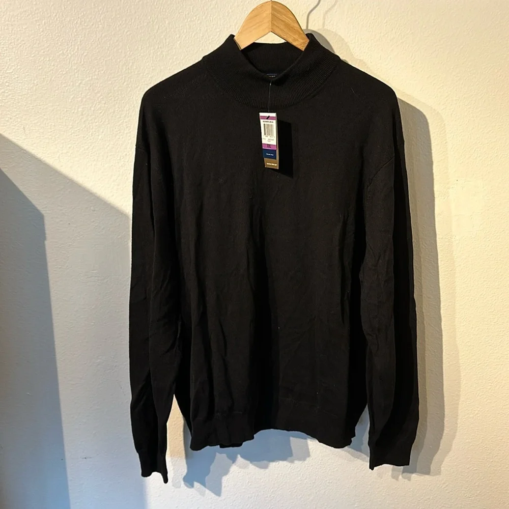 Club room 100% merino wool black turtle neck sweater